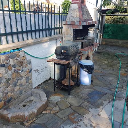 בית הארחה Nea Iraklitsa 	Nautilus מראה חיצוני תמונה