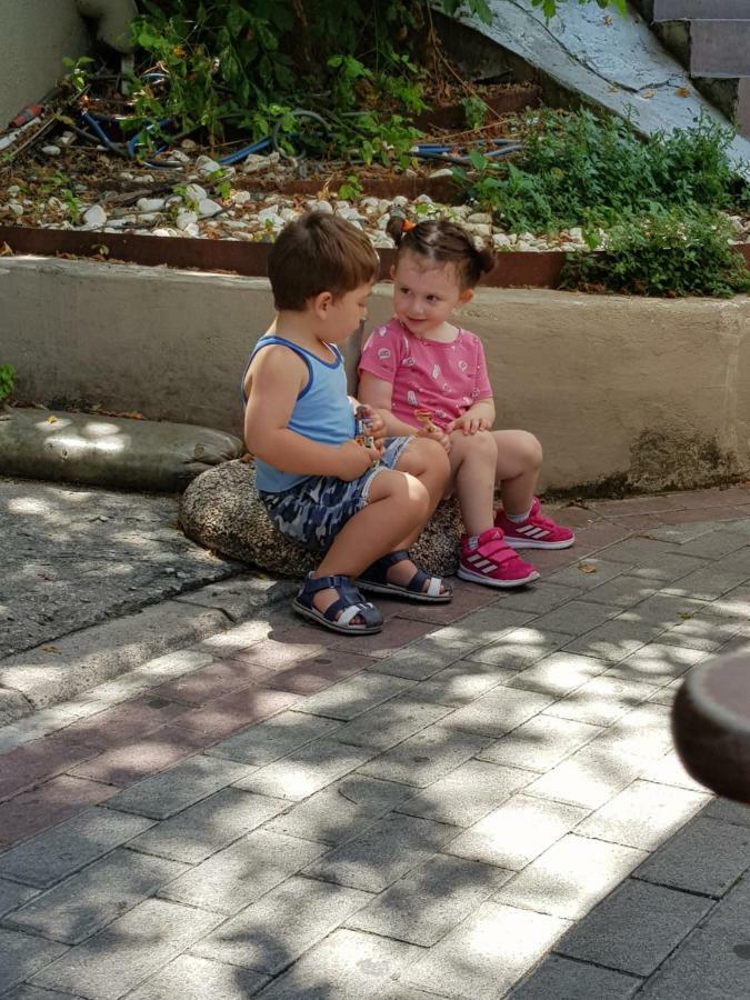 בית הארחה Nea Iraklitsa 	Nautilus מראה חיצוני תמונה